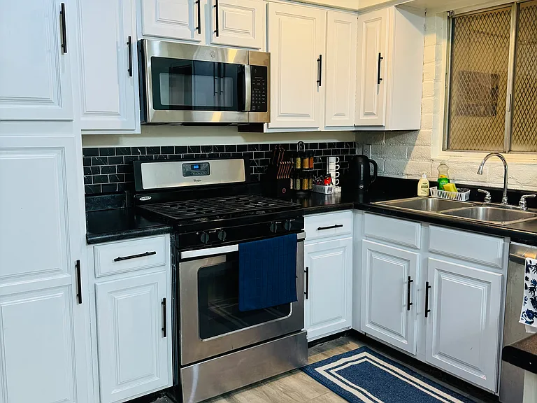 3015 N Wilson Ave — Photo 19