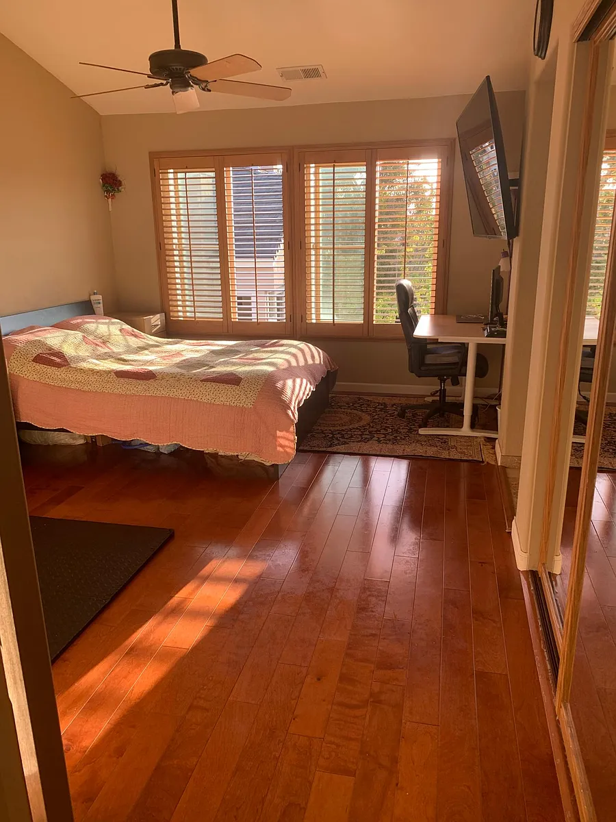 Afternoon sun, sunset views, Cherry wood flooring - 12912 Carmel Creek Rd #13