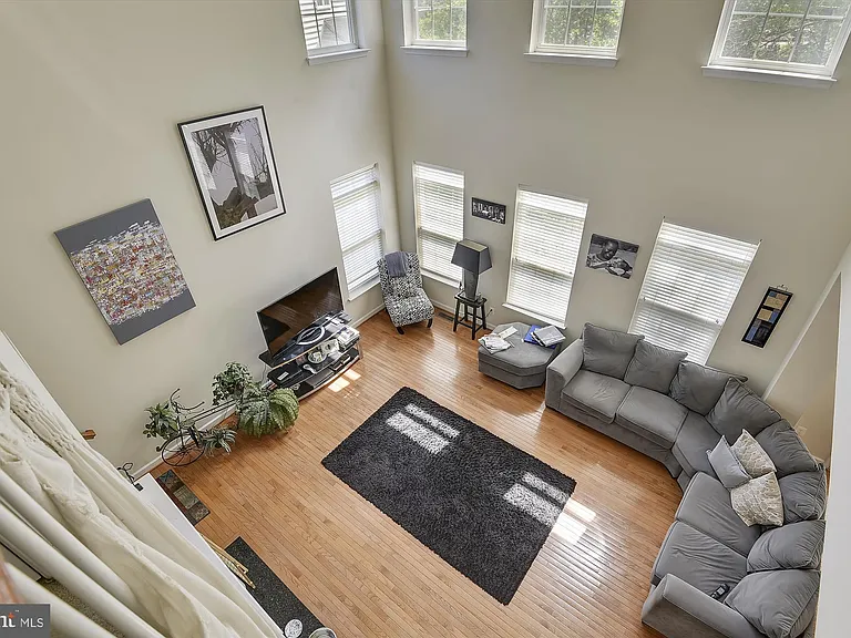 6087 Piney Woods Ct — Photo 13