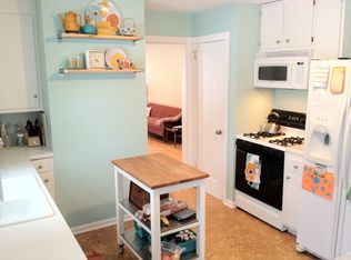 1211 Leland Rd E, Maplewood, MN 55109