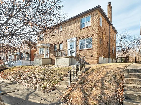 2nd image of 3445 Lawn Ave #43