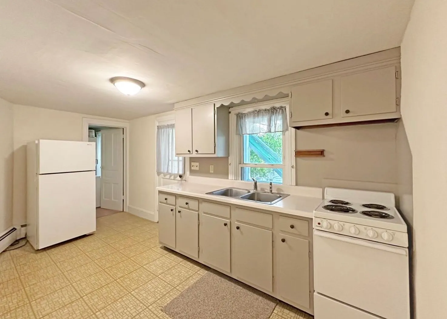 1 bed, 690 sqft, $1,275 — Photo 1
