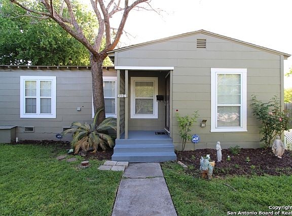 3rd image of 614 N Meadowlane Dr