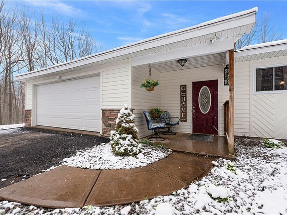 3rd image of 50 W Myers Rd
