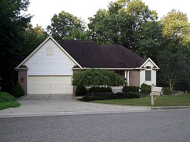 1st image of 1605 Woodridge Dr