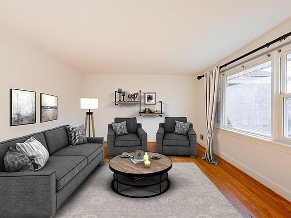 3rd image of 4016 Birchwood Ave