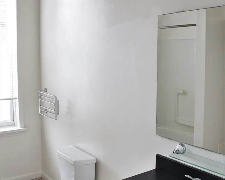 1824 Bolton Street — Photo 14