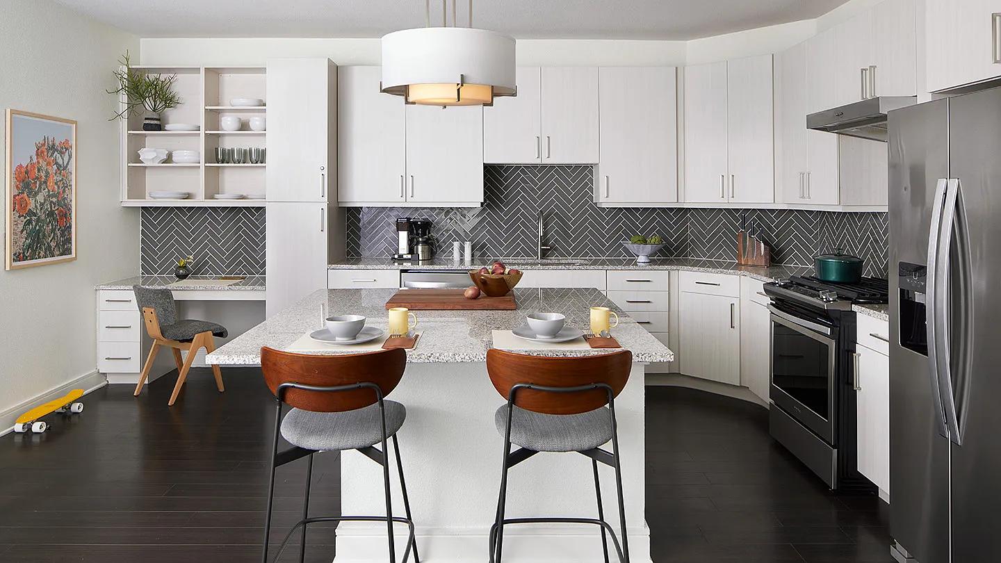 Apartment for Rent — Photo 1