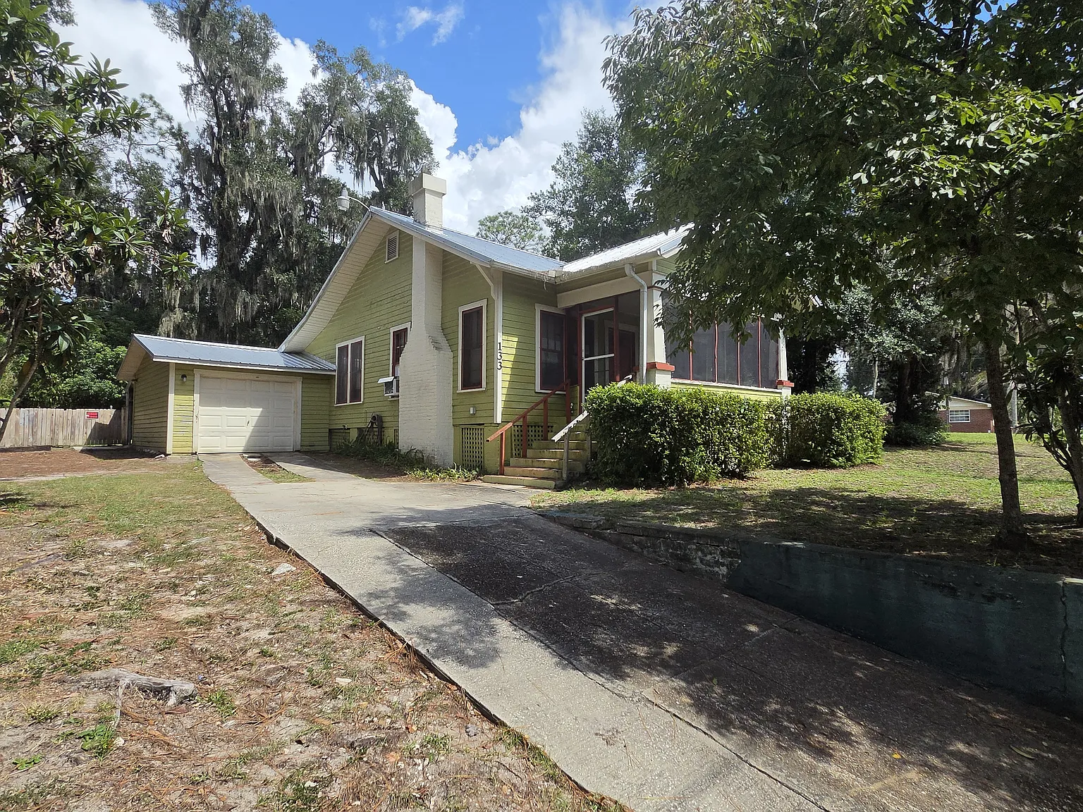 3 bed, 936 sqft, $2,000 — Photo 3