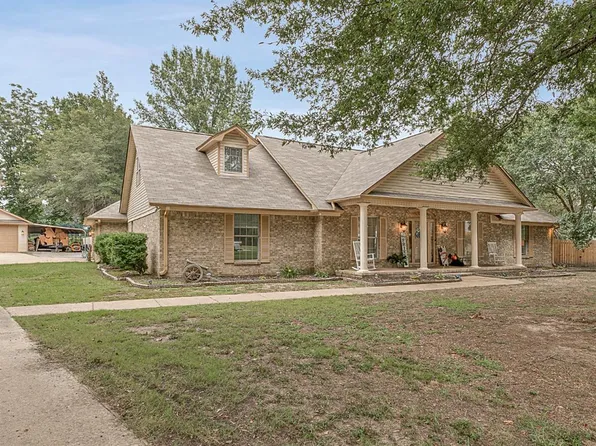 129 Ramblewood Dr, Blytheville, AR 72315