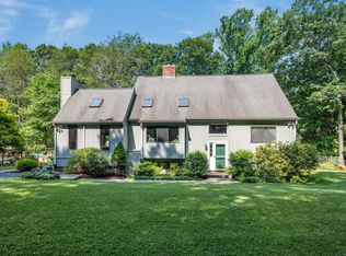 339 Warpas Rd, Madison, CT 06443