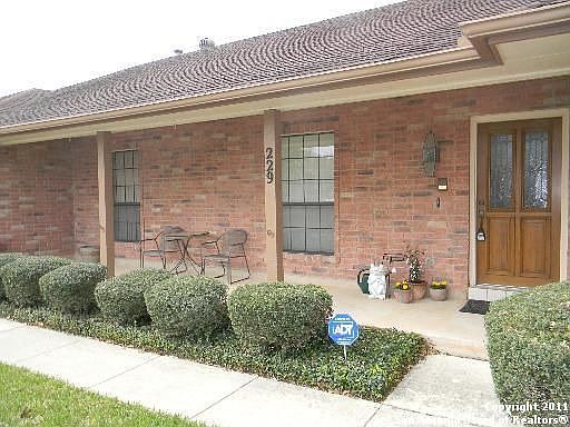4th image of 229 Sandhill Dr