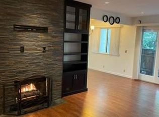 20720 4th St APT 15, Saratoga, CA 95070
