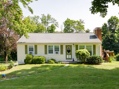 64 Joy Road, Middlebury, CT, 06762
