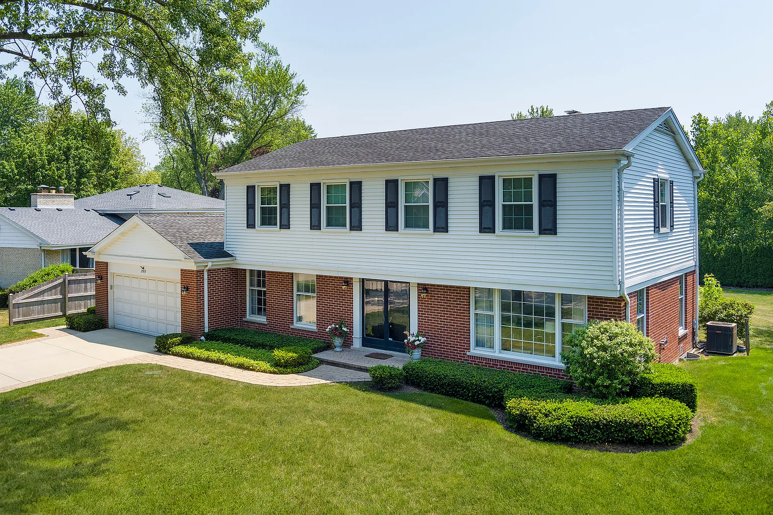 2909 Lake Placid Ln photo 1