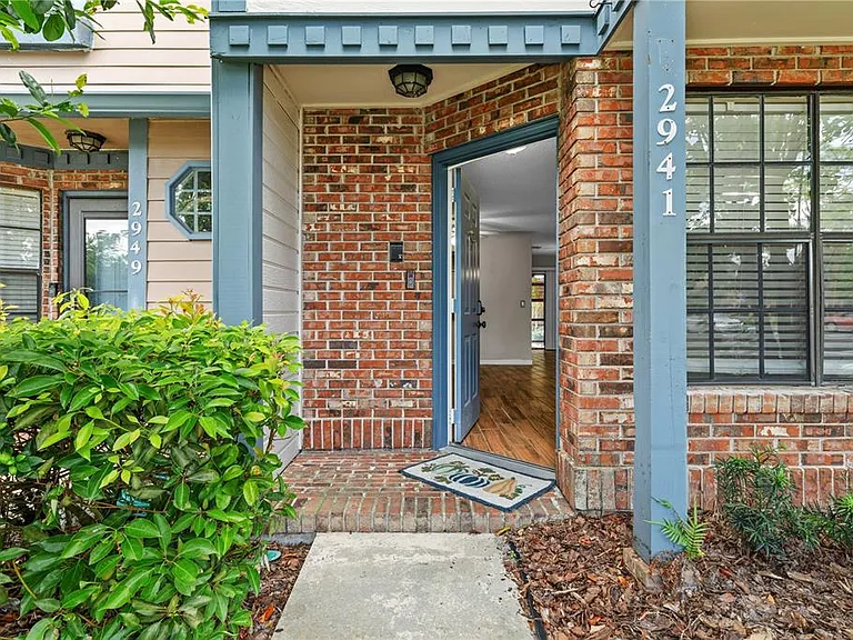 2941 Lowell Ct — Photo 3