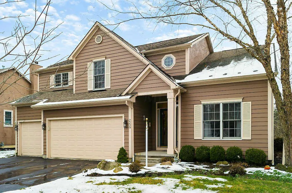 2239 Meadowshire Rd photo 1