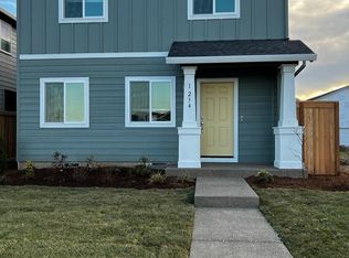 1234 Smith Dr, Woodburn, OR 97071