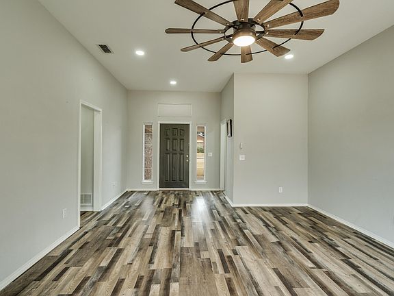 5th image of 4929 Bayberry Dr