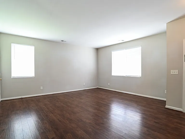 6510 Blackwood Ln — Photo 10