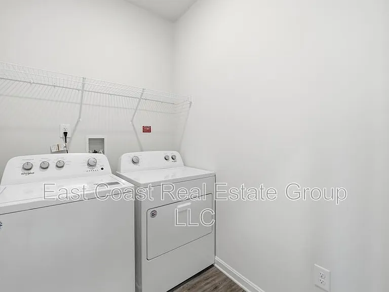 7055 Delegate Pl — Photo 29