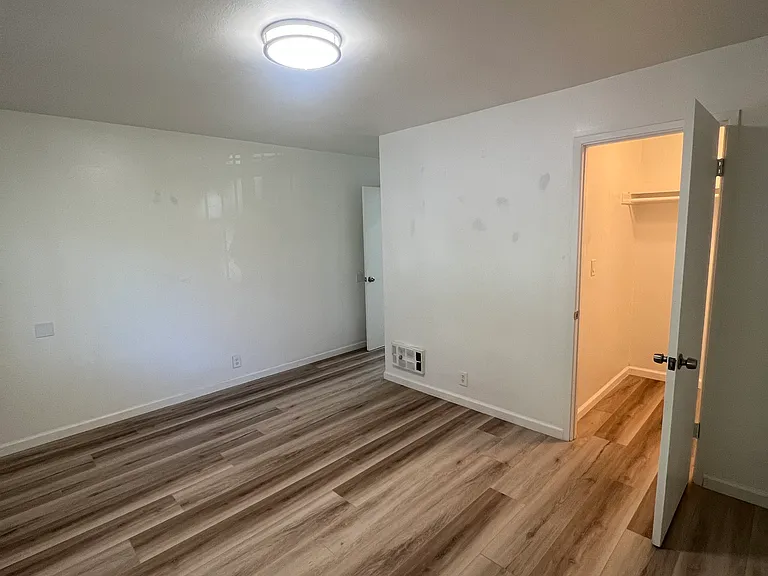 1040 Fell St #2 — Photo 9
