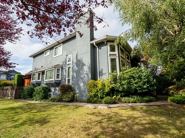 2308 W 14th Ave, Vancouver, BC V6K 2W3