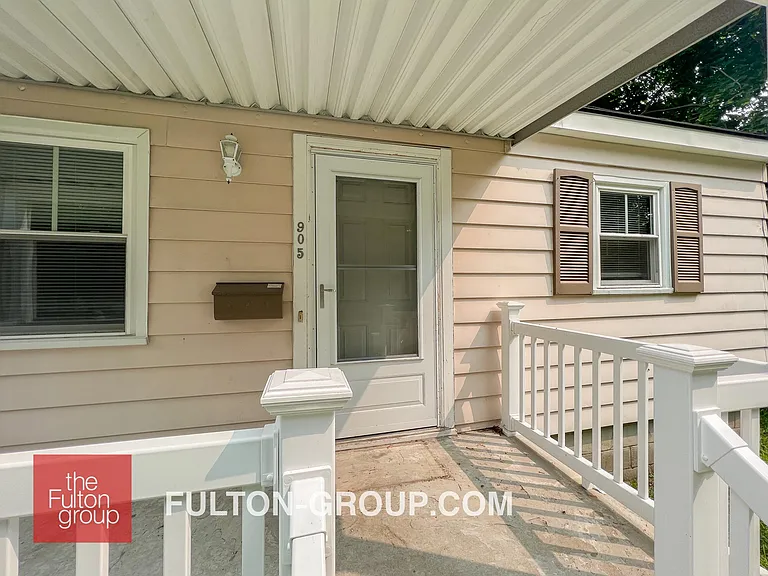 905 Veto St NW — Photo 6