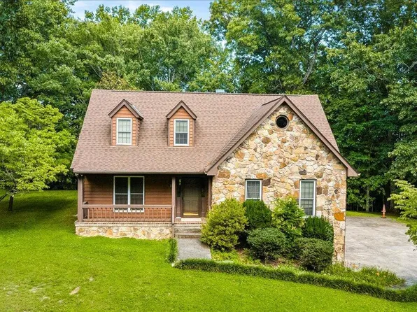 400 Imperial Heights Ln, La Follette, TN 37766