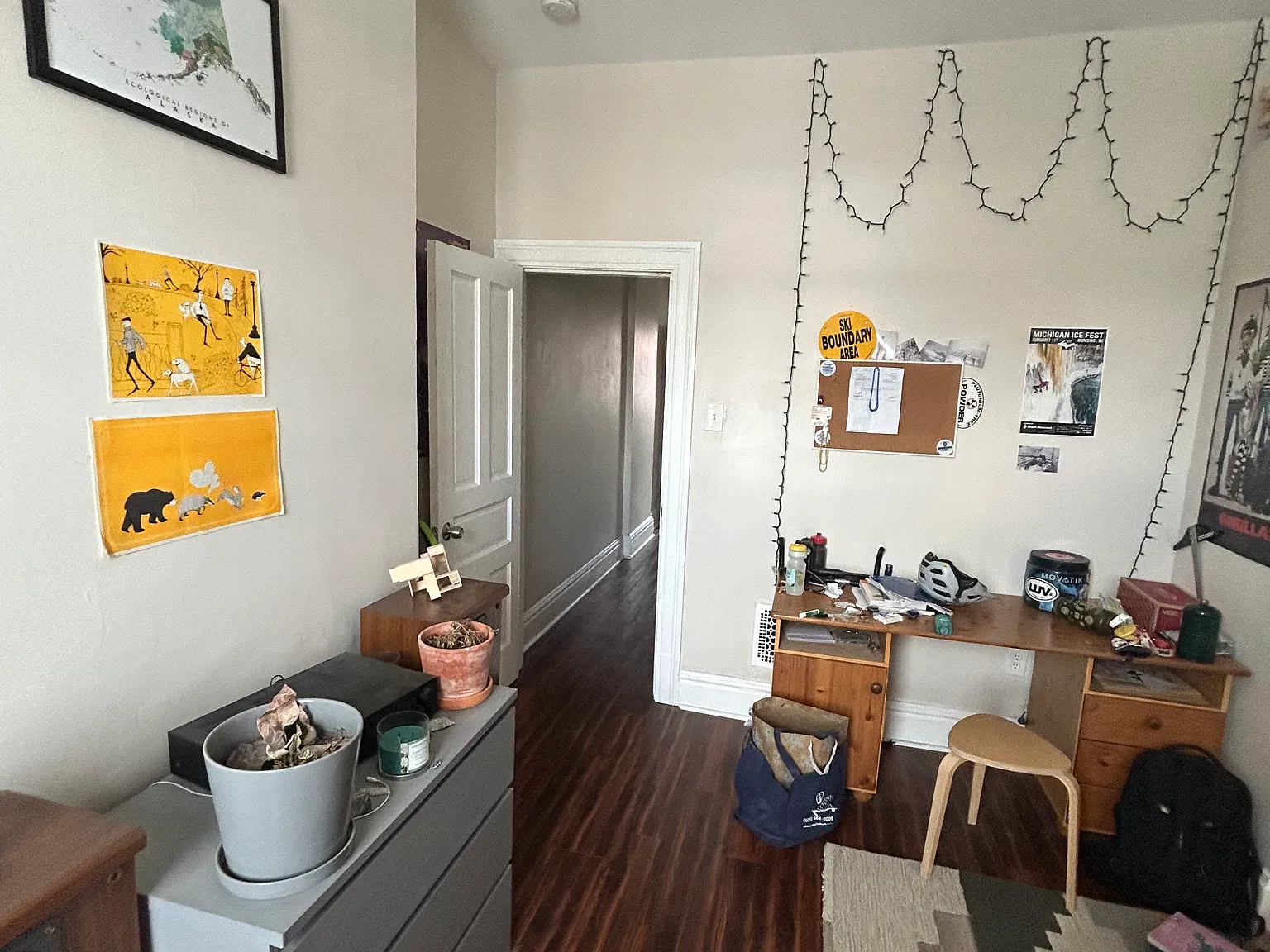 3 bed, 1050 sqft, $2,250 — Photo 3