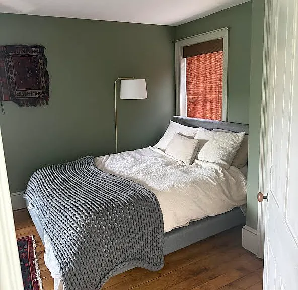 114 E Barnard St — Photo 17