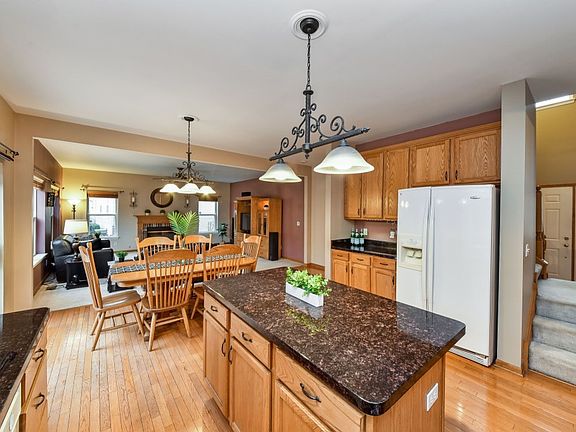 2nd image of 39W465 W Mallory Dr