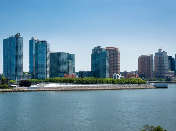 429 East 52nd Street image 6 of 12