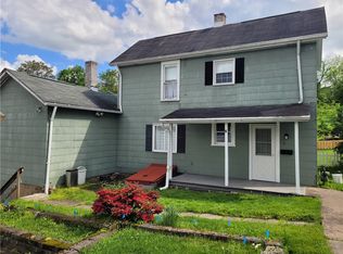 807 Oak St, Monessen, PA 15062