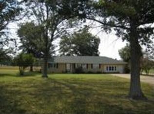 109 N 1st St, Hughes, AR 72348