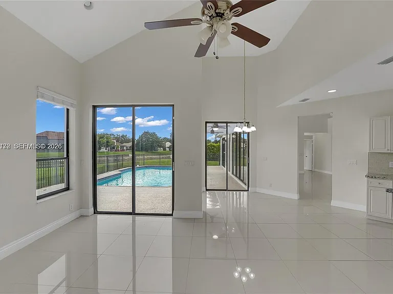22281 Tupelo Pl — Photo 33