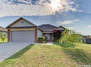 135 Derby Shire Pl, Hot Springs, AR 71913