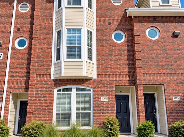 305 Holleman Dr E APT 1704, College Station, TX 77840
