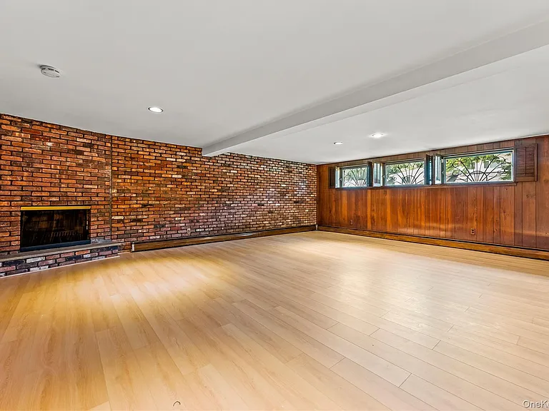 18 Dogwood Rd — Photo 18