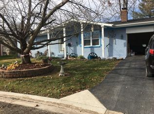 107 Landau Dr, Millstadt, IL 62260