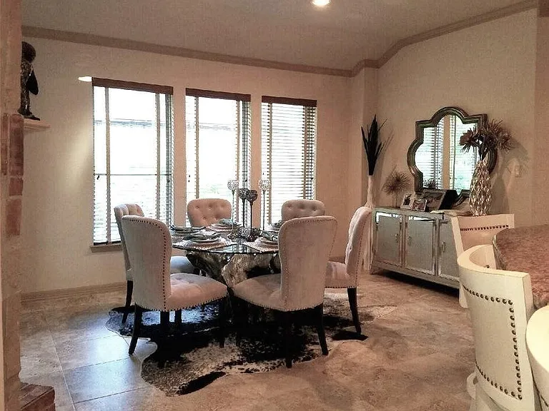 3810 Rose Grove Ln — Photo 13