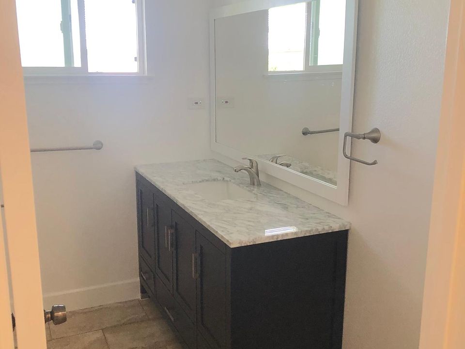 New Vanity and sink