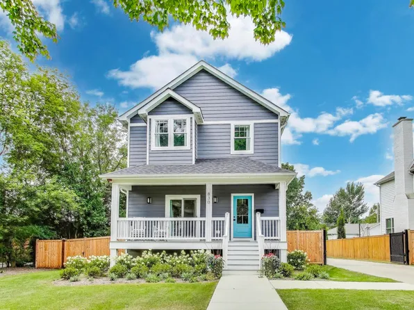 830 S Grove Ave, Barrington, IL 60010