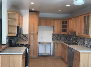 559 E Hazel St APT 6, Inglewood, CA 90302