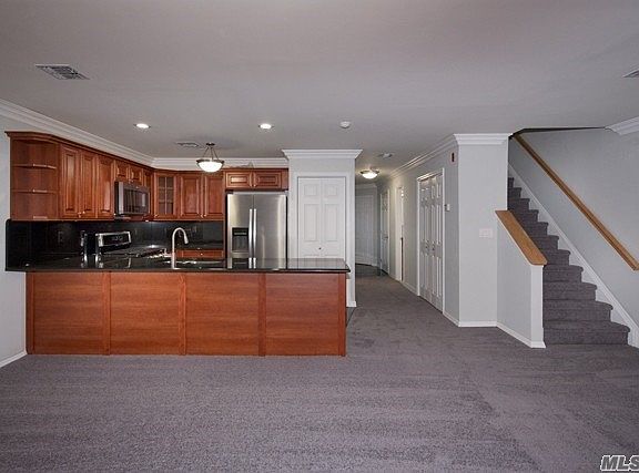 4th image of 193 Overlook Dr #193