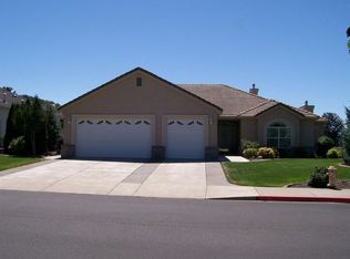 1060 Coral Rdg, Eagle Pt, OR 97524