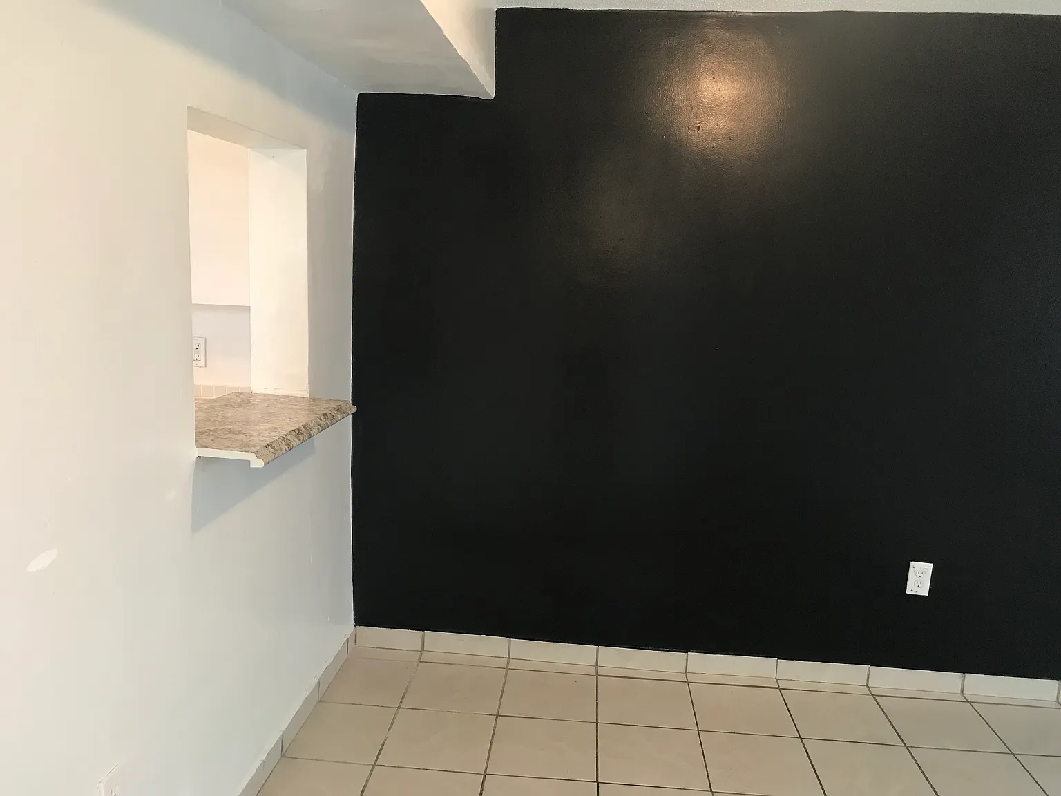 2b/1.5 B With 50% Off To Move In! — Photo 3