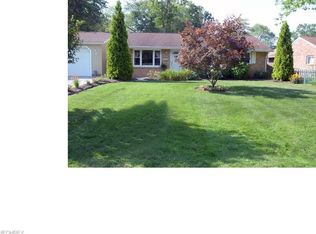 7582 Miami Rd, Mentor On The Lake, OH 44060