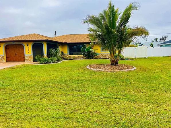 9089 Berendo Ave, Englewood, FL 34224