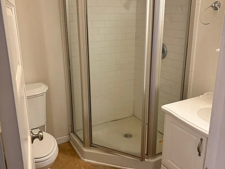 3107 E Madison St #C — Photo 8